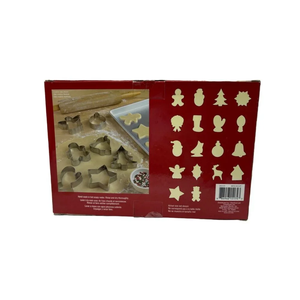 Celebrate It Set of 18‎ Christmas Cookie Cutters Holiday Baking NIB